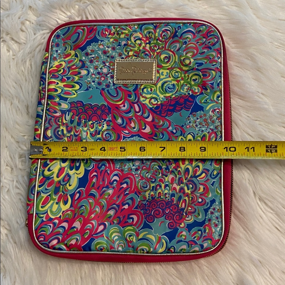 Lilly Pulitzer Vibrant Blue and Pink Tablet Sleeve size in photos - Picture 7 of 12